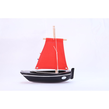 Bateau LE MISAINIER 21cm bois noir voile rouge - Tirot