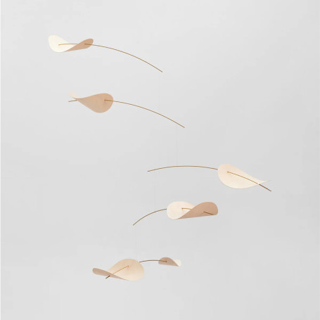 Mobile Drifting Clouds Nature L Flensted – Design Scandinave Bois & Or