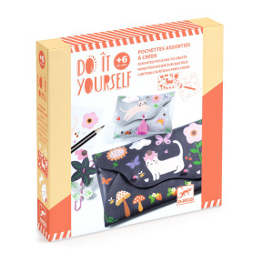 Djeco Joyeux Amis DIY Faux Leather Purse Craft Kit