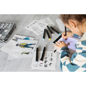 Tablette lumineuse rechargeable - Création de personnages manga Sycomore